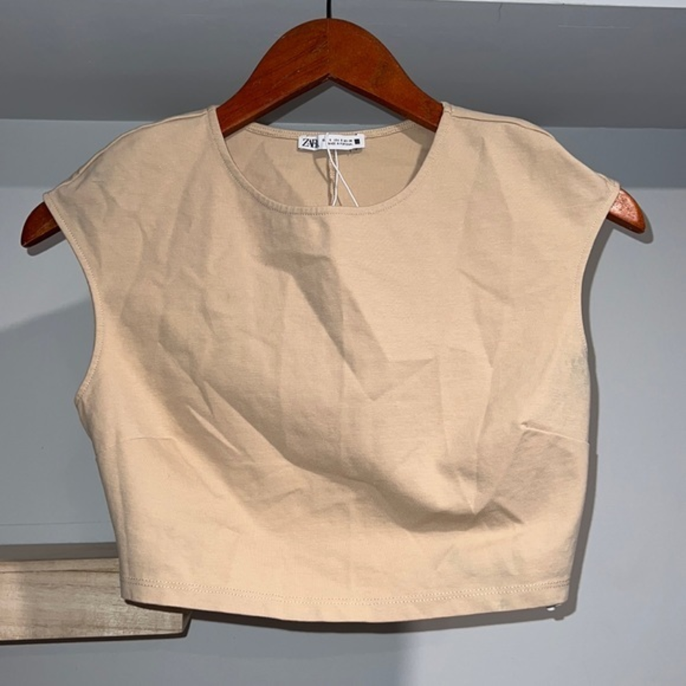 Zara‎ tan brown crop top